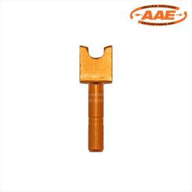 Ravin bolt being fletched with AAE Ravin Nock Insert. Boosts fletching precision and streamlines custom bolt setups for Ravin users.