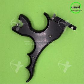 Used Loesh Oil Presure Archery Release Needs a Rifill